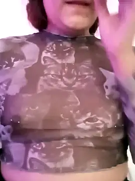 Snapshot of La-Gatatrans chatting on October 2025 12:58:01 PM La-Gatatrans online show from October 2025 12:58:01 PM