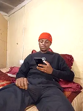 Snapshot of Hluga_25 chatting on October 2025 03:56:01 AM Hluga 25 online show from October 2025 03:56:01 AM