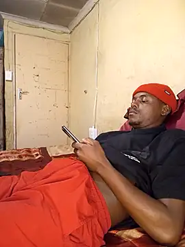 Snapshot of Hluga_25 chatting on November 2025 10:38:01 AM Hluga 25 online show from November 2025 10:38:01 AM