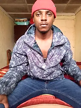 Snapshot of Hluga_25 chatting on December 2025 07:57:02 AM Hluga 25 online show from December 2025 07:57:02 AM