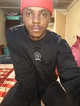 Snapshot of Hluga_25 chatting on December 2025 03:33:01 AM Hluga 25 online show from December 2025 03:33:01 AM