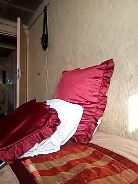 Snapshot of Hluga_25 chatting on January 2026 03:06:01 PM Hluga 25 online show from January 2026 03:06:01 PM