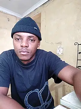 Snapshot of Hluga_25 chatting on March 2026 05:11:01 AM Hluga 25 online show from March 2026 05:11:01 AM