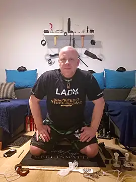 Snapshot of Sklave-Sille chatting on February 2026 06:06:01 PM Sklave-Sille online show from February 2026 06:06:01 PM