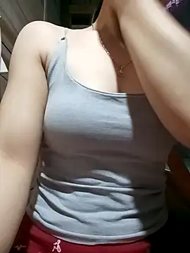 LucyyLy online show from May 2026 10:52:02 PM