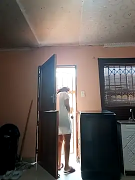 freakynyashXxXx online show from April 2026 06:53:02 AM