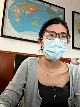 Snapshot of Lulu125216 chatting on September 2025 05:18:01 AM Lulu125216 online show from September 2025 05:18:01 AM