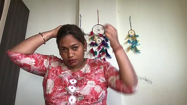 HoleyCoupon online show from February 2026 09:28:02 AM