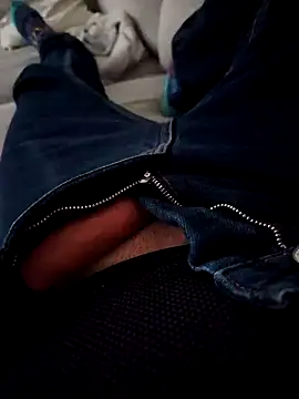 Alberto2840 online show from December 2025 01:05:02 PM