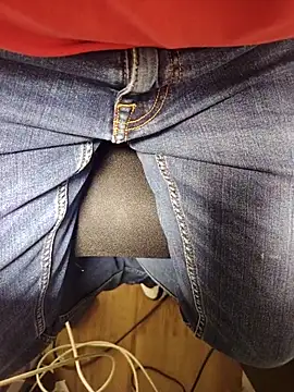 Alberto2840 online show from March 2026 03:08:01 PM