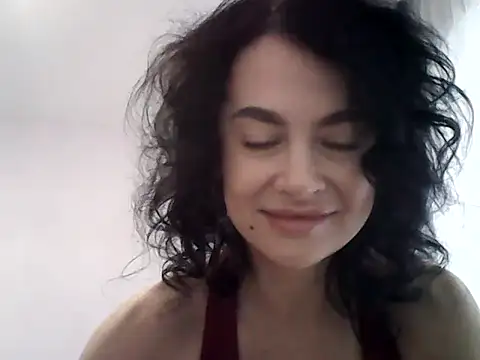 Snapshot of Maylissee chatting on November 2025 04:44:02 AM Maylissee online show from November 2025 04:44:02 AM