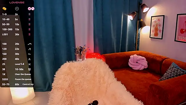 LillianShine online show from July 2026 02:29:02 AM
