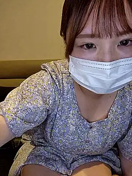 Snapshot of --MIYUKI chatting on October 2025 11:44:02 AM --MIYUKI online show from October 2025 11:44:02 AM