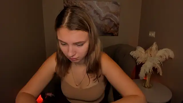 Snapshot of MilinaMorris chatting on September 2025 03:32:01 AM MilinaMorris online show from September 2025 03:32:01 AM