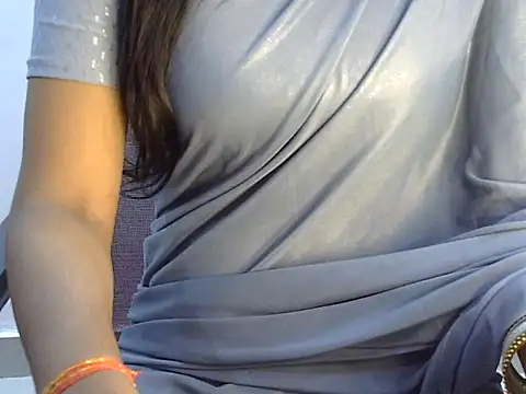 Hott Noor online show from October 2025 03:12:01 PM