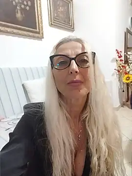Snapshot of _sexyBLONDE46_ chatting on May 2026 12:41:02 AM sexyBLONDE46 online show from May 2026 12:41:02 AM