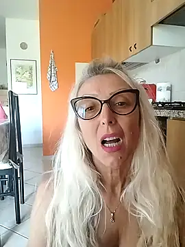 Snapshot of _sexyBLONDE46_ chatting on May 2026 01:17:01 PM sexyBLONDE46 online show from May 2026 01:17:01 PM