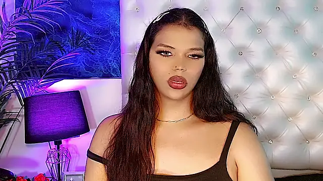 Snapshot of Valeria_Swett_ chatting on March 2026 02:04:02 AM Valeria Swett online show from March 2026 02:04:02 AM