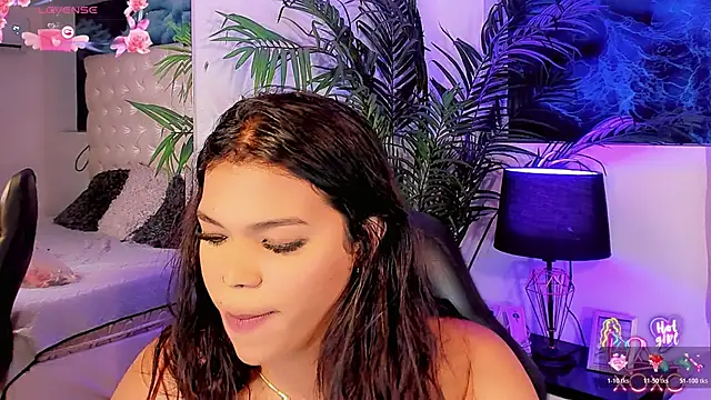 Snapshot of Valeria_Swett_ chatting on May 2026 09:09:01 PM Valeria Swett online show from May 2026 09:09:01 PM