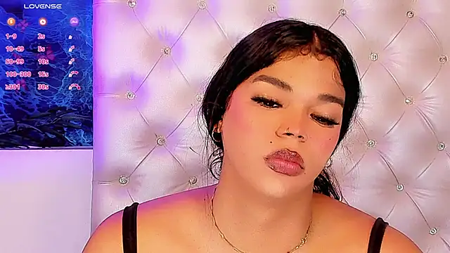 Snapshot of Valeria_Swett_ chatting on May 2026 09:11:02 PM Valeria Swett online show from May 2026 09:11:02 PM