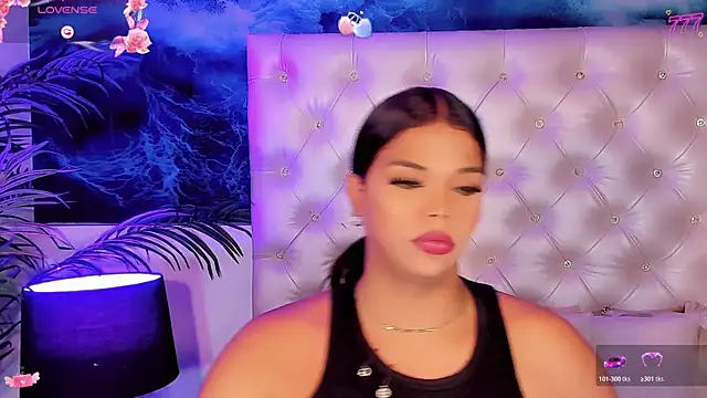 Valeria Swett  online show from July 2026 08:16:02 PM