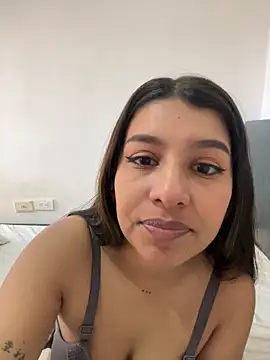  Chloe Smith online show from February 2026 05:20:02 PM