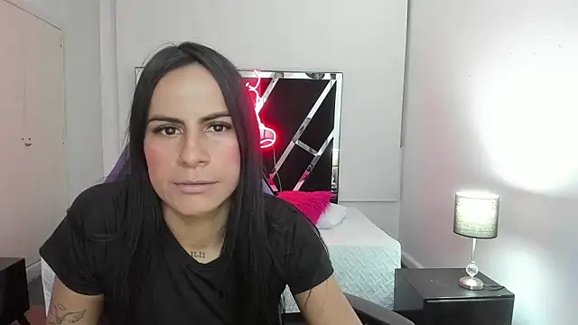 charlotthe ee online show from September 2025 06:43:02 PM