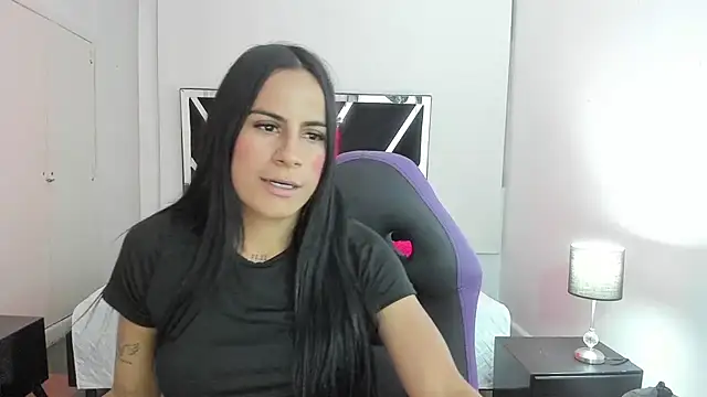 charlotthe ee online show from September 2025 07:17:02 PM