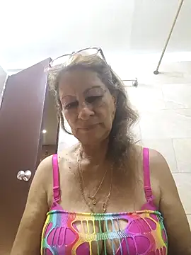 MaryLunne online show from February 2026 11:33:01 PM