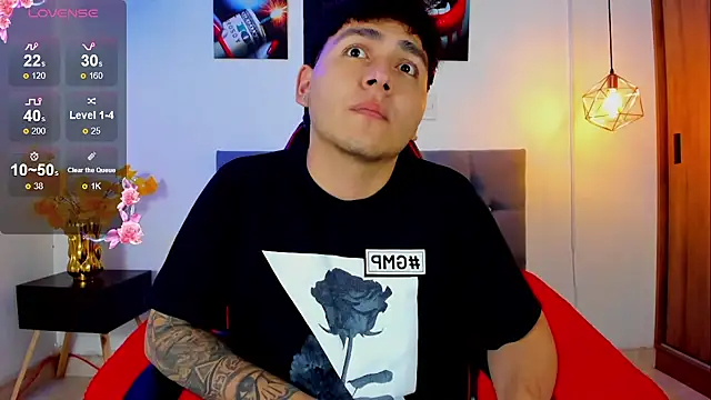 Nicolas James Sc online show from October 2025 01:34:01 PM