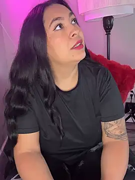 Snapshot of latina_curvy22 chatting on February 2026 09:04:01 PM latina curvy22 online show from February 2026 09:04:01 PM