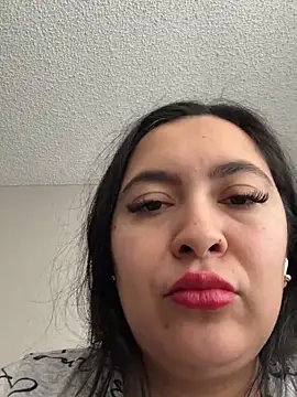 Snapshot of latina_curvy22 chatting on February 2026 08:17:02 PM latina curvy22 online show from February 2026 08:17:02 PM