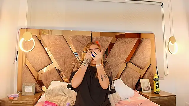 genessis  david online show from September 2025 01:33:02 AM