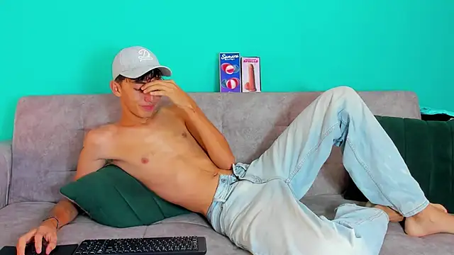 Maikol Ortiz online show from October 2025 12:23:01 PM