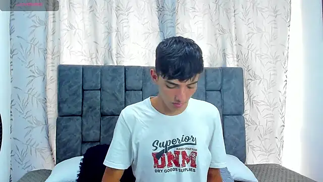 Maikol Ortiz online show from November 2025 07:15:01 PM