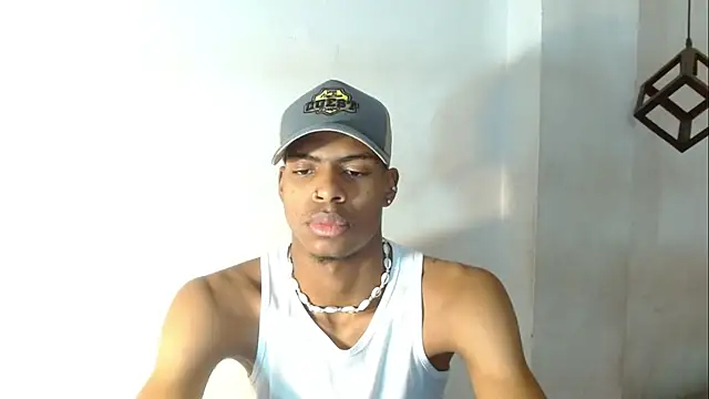 criss zuri online show from October 2025 11:57:02 AM