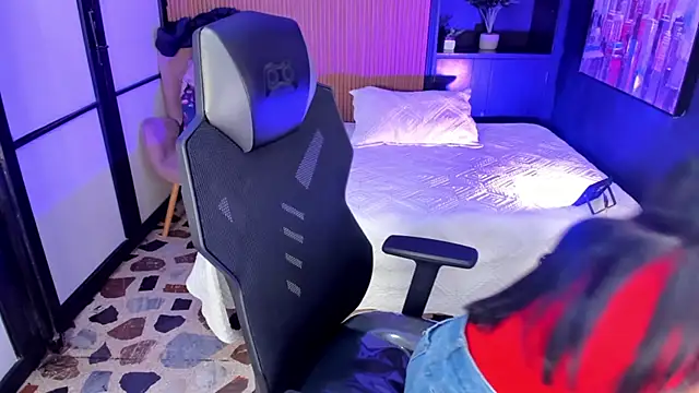 Snapshot of AlliceCopper chatting on February 2026 12:36:01 PM AlliceCopper online show from February 2026 12:36:01 PM