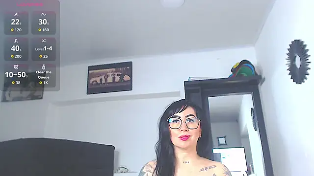 Vicky hotmilf online show from May 2026 11:17:01 AM
