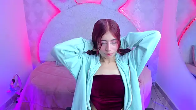 Snapshot of Gaby_louse chatting on November 2025 07:24:02 PM Gaby louse online show from November 2025 07:24:02 PM