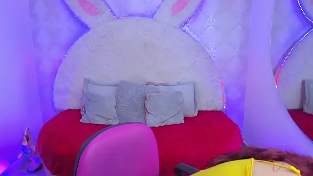 Snapshot of Gaby_louse chatting on December 2025 08:36:02 PM Gaby louse online show from December 2025 08:36:02 PM