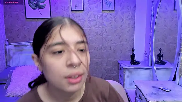 Snapshot of Gaby_louse chatting on March 2026 07:19:01 PM Gaby louse online show from March 2026 07:19:01 PM