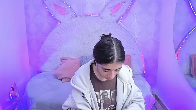 Snapshot of Gaby_louse chatting on March 2026 07:26:01 PM Gaby louse online show from March 2026 07:26:01 PM