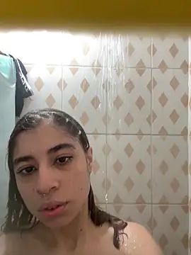 Gaby louse online show from April 2026 05:41:02 PM