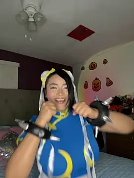 Snapshot of MyHoneyFrida chatting on October 2025 04:02:02 AM MyHoneyFrida online show from October 2025 04:02:02 AM