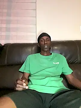 Snapshot of MeneerIan chatting on October 2025 10:11:01 PM MeneerIan online show from October 2025 10:11:01 PM