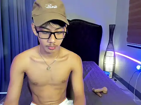 Snapshot of fucking_hot2 chatting on April 2026 04:01:01 PM fucking hot2 online show from April 2026 04:01:01 PM