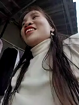 Tin tanny online show from February 2026 12:33:02 AM