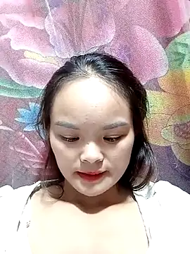 xinhxinhcute online show from October 2025 02:14:02 PM