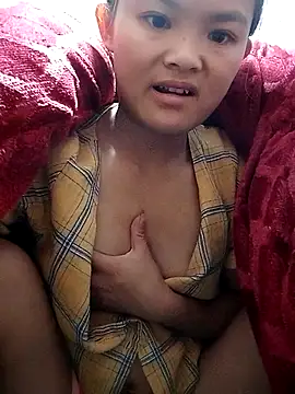 xinhxinhcute online show from November 2025 11:05:01 PM