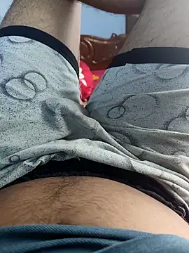 Snapshot of ComicPus chatting on September 2025 09:09:01 AM ComicPus online show from September 2025 09:09:01 AM